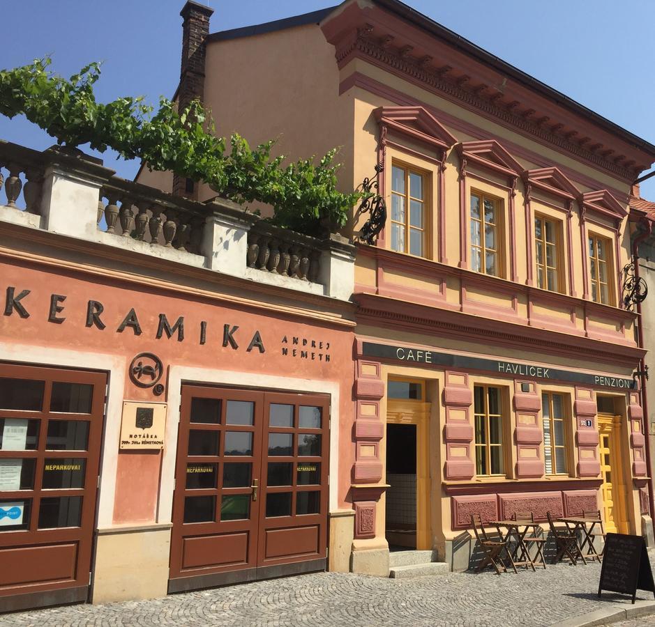 Cafe Havlicek Penzion Kutna Hora Exterior photo