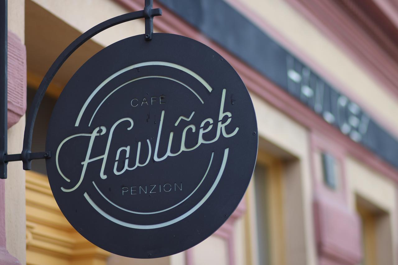 Cafe Havlicek Penzion Kutna Hora Exterior photo
